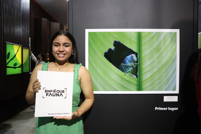 Rosanna Espino, ganadora del primer lugar del concurso Enfoque Fauna.