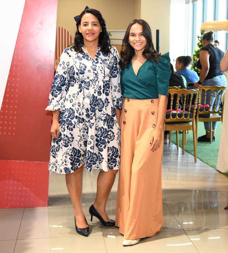 Lucelly Soriano y Keysi Valerio.