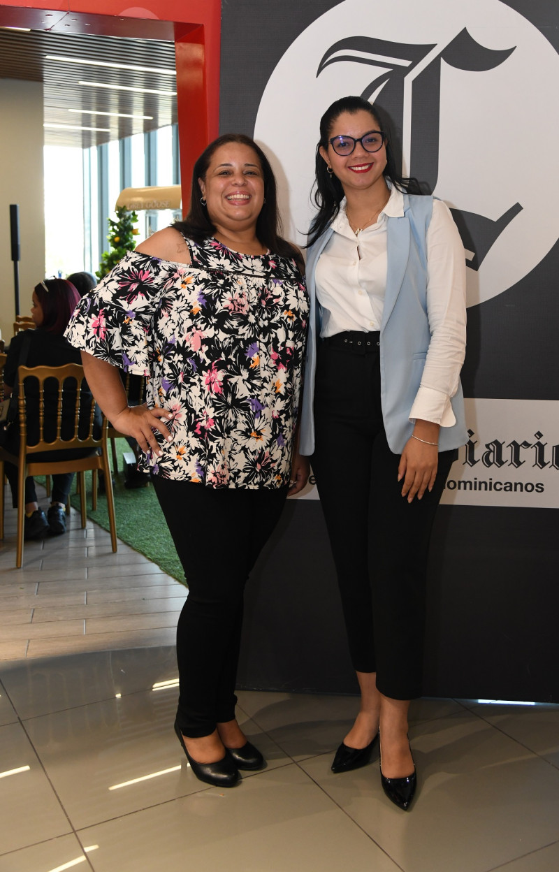 Geldiana Grullón y Nicole Martínez
