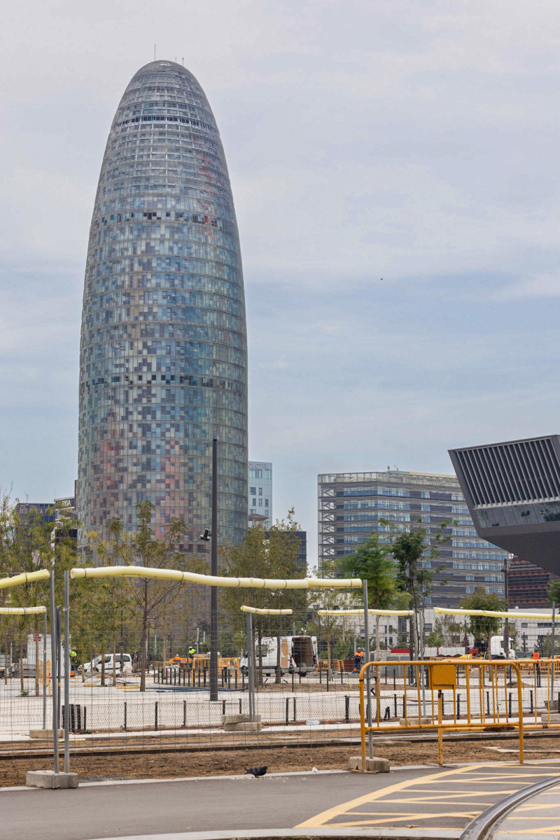 Torre Glories (antes Agbar) al lado del Mercat