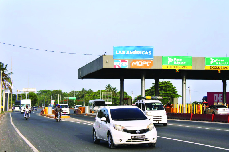 Rizik Lugo informó que junto a autoridades del INTRANT y la DIGESETT, realizaron recientemente una visita de inspección a las instalaciones del peaje.