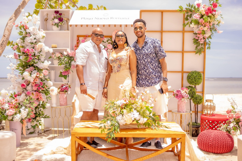 Roy Guzmán, Rossy Guzmán y Juan de la Rosa.
