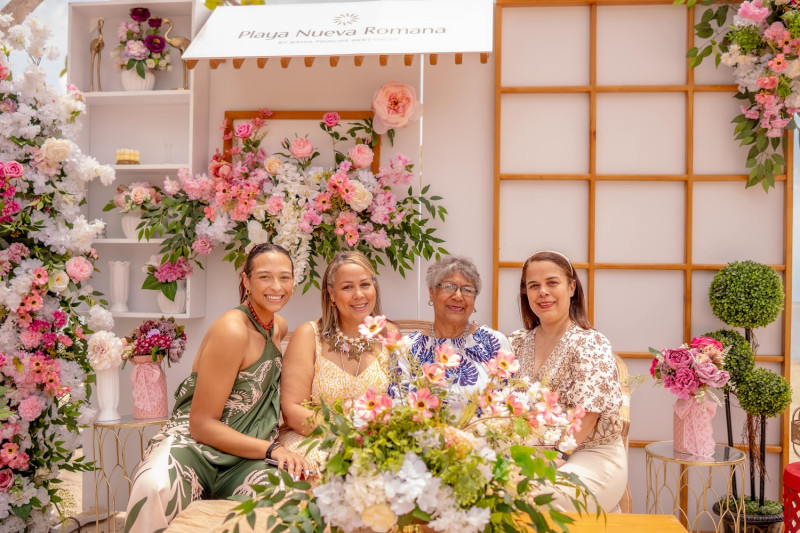 Jaqueline y Julissa Félix, Britanny Méndez y Lucía Zapata.