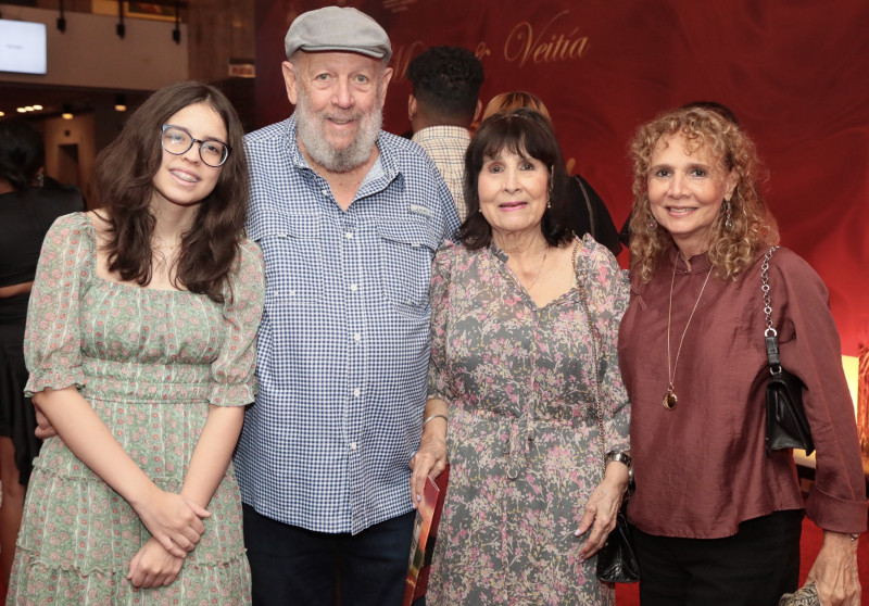 Catalina Ginebra, Freddy Ginebra, Tania Rodríguez y Marina Beras.