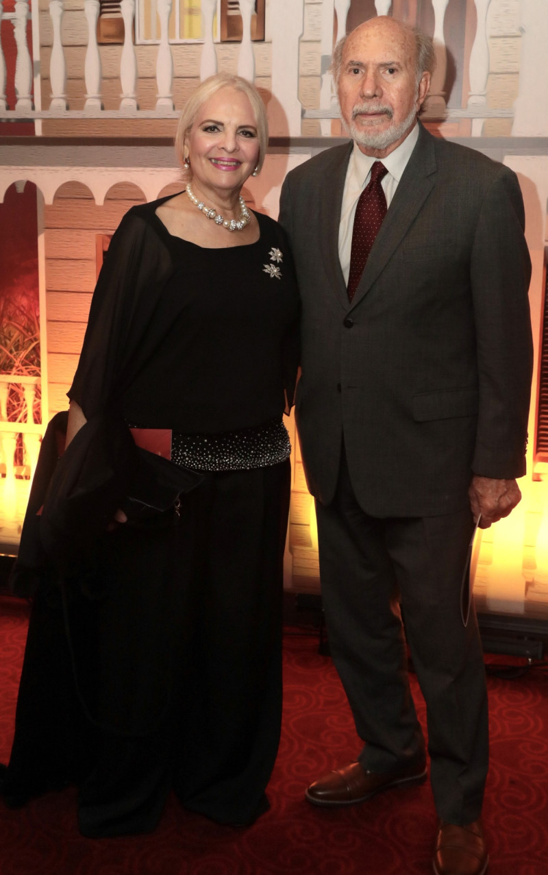 Melba Cruz y Francisco Catraen.