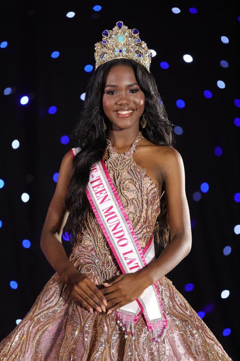 La modelo dominicana Emely Chantal Octavis gana el título Pre-Teen en Miss Mundo Latina Internacional
