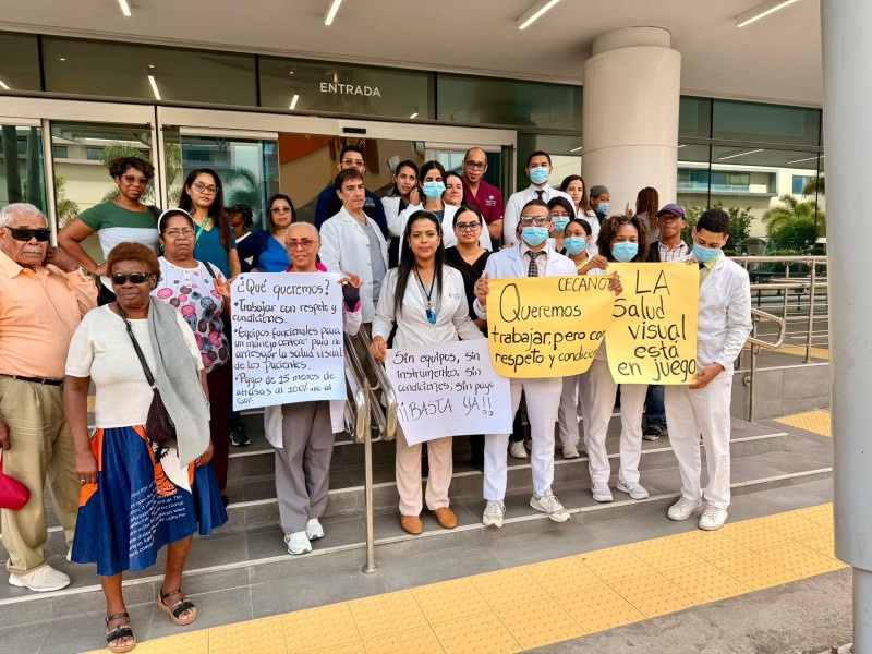Los doctores afirman que tienen un año y cuatro meses de atraso en pagos de incentivos