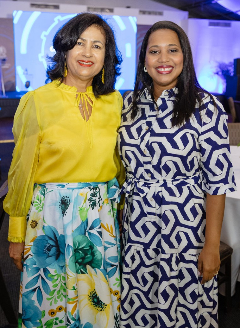 Maricela Almanzar y Rossanna Matos.