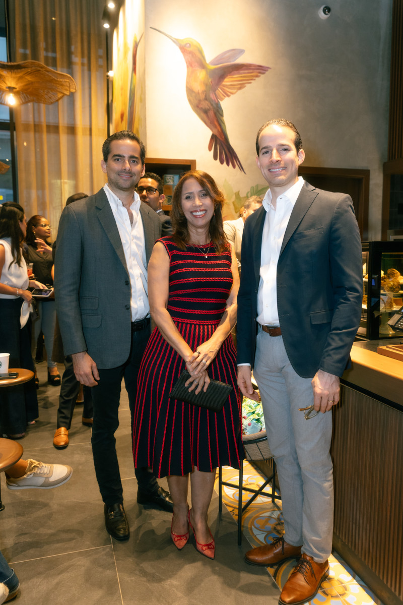 David Bermúdez, María Vásquez y Manuel Bermúdez