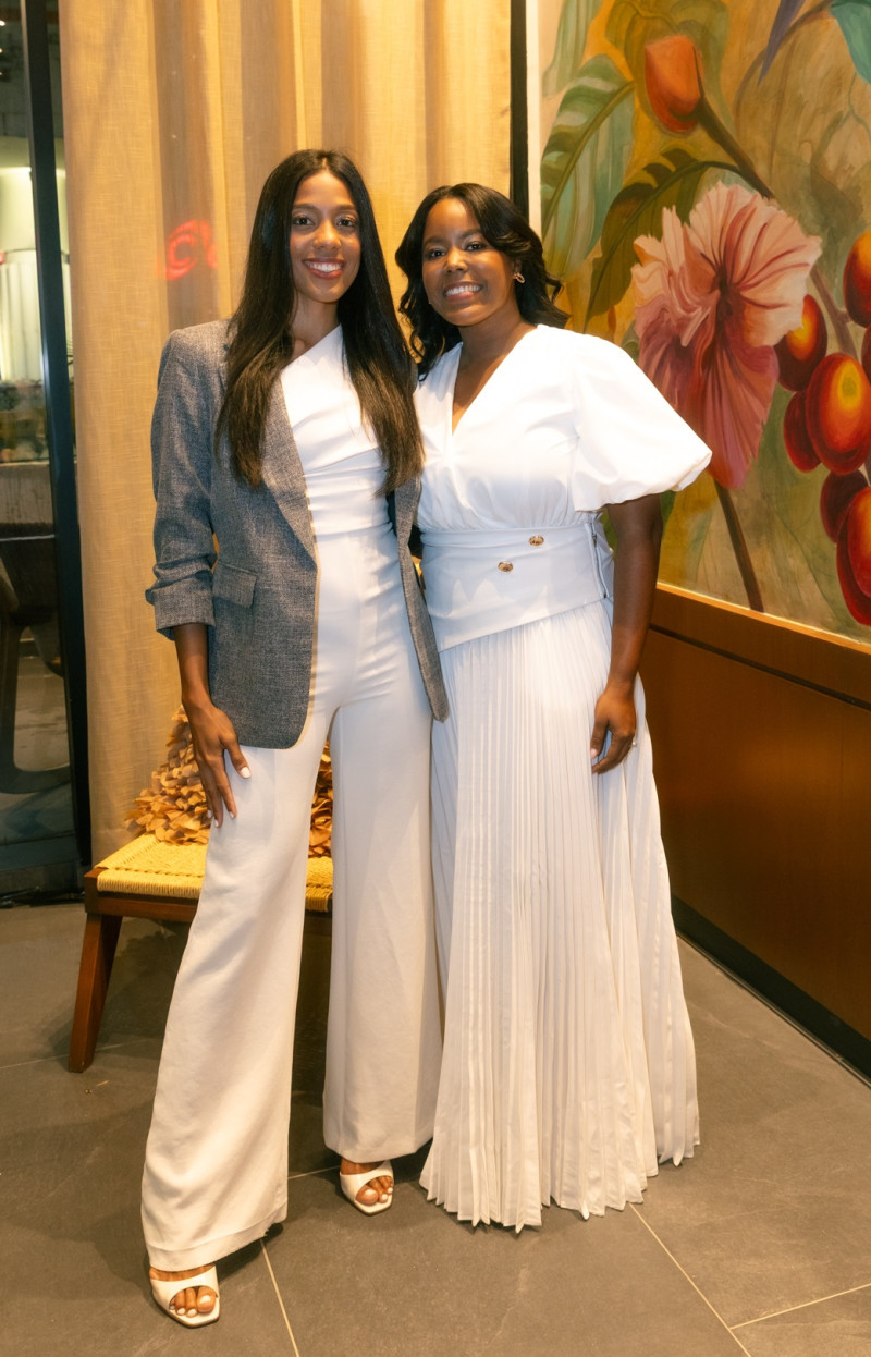 Crismerlin Domínguez y Joselia de los Santos