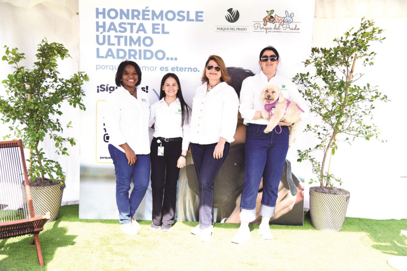 Ilsia Reyes, Mariné Rodríguez, Gina Víctoria, Patricia Brea y Puki.