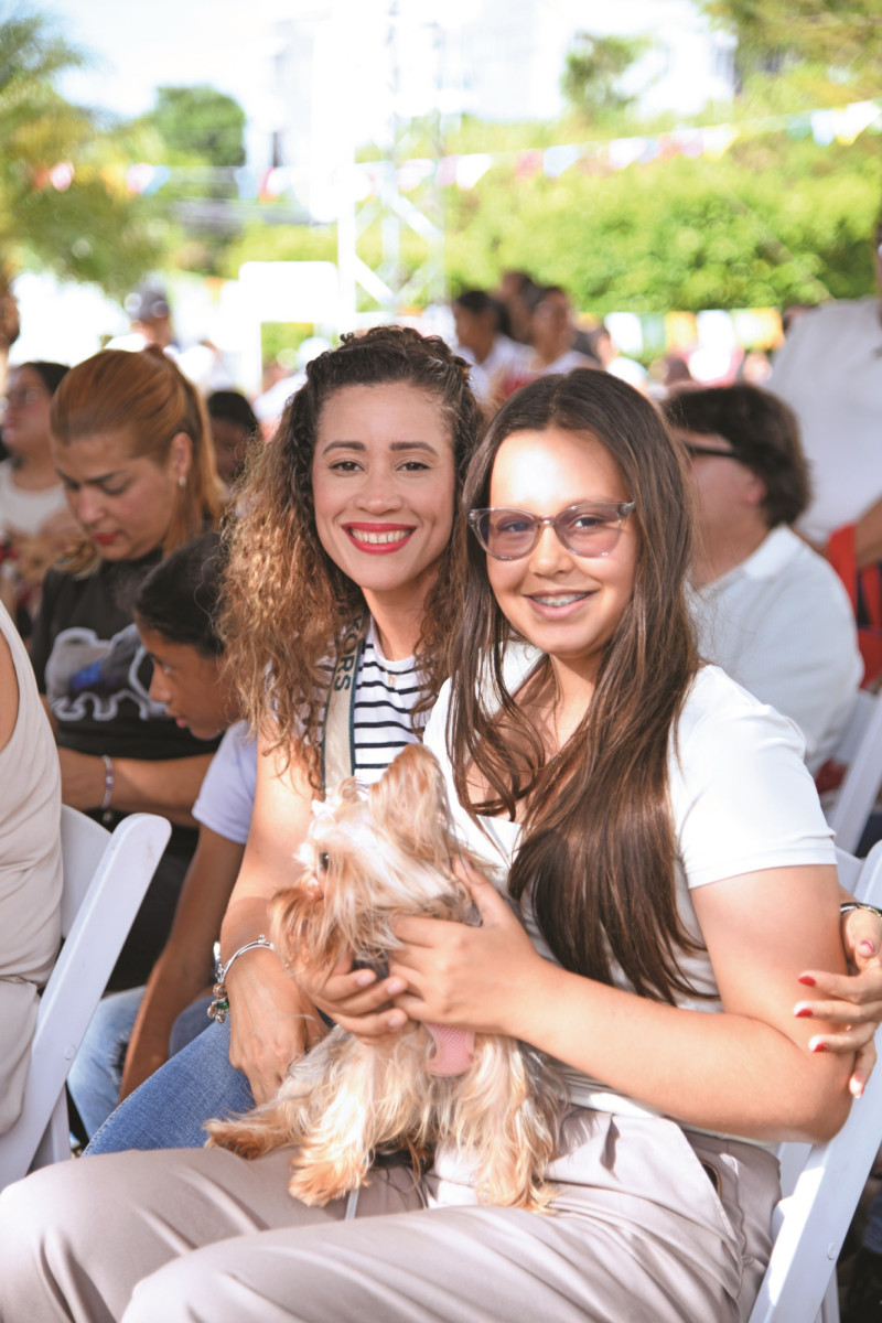 Divanna Lithgow, Daniela Leyba y Luna