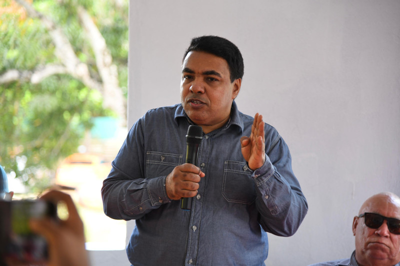 El presidente de la Central Nacional de Transportistas Unificados (CNTU), William Pérez Figuereo