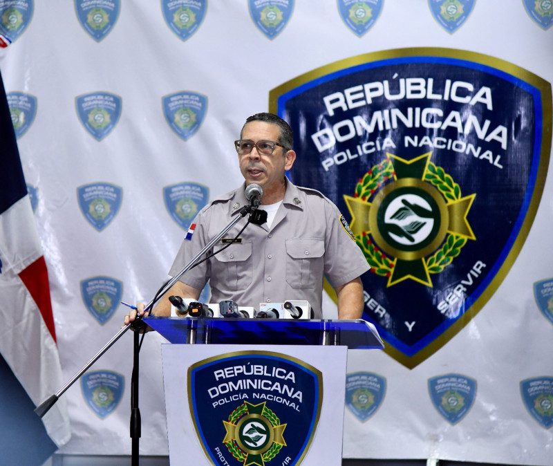 El portavoz de la Polícia Nacional, coronel Diego Pesqueira, en rueda de prensa este lunes.