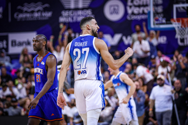 Chris Duarte, de los Vaqueros de Bayamón, realiza un gesto durante el séptimo partido de la final de conferencia del BSN frente a los Cangrejeros de Santurce.