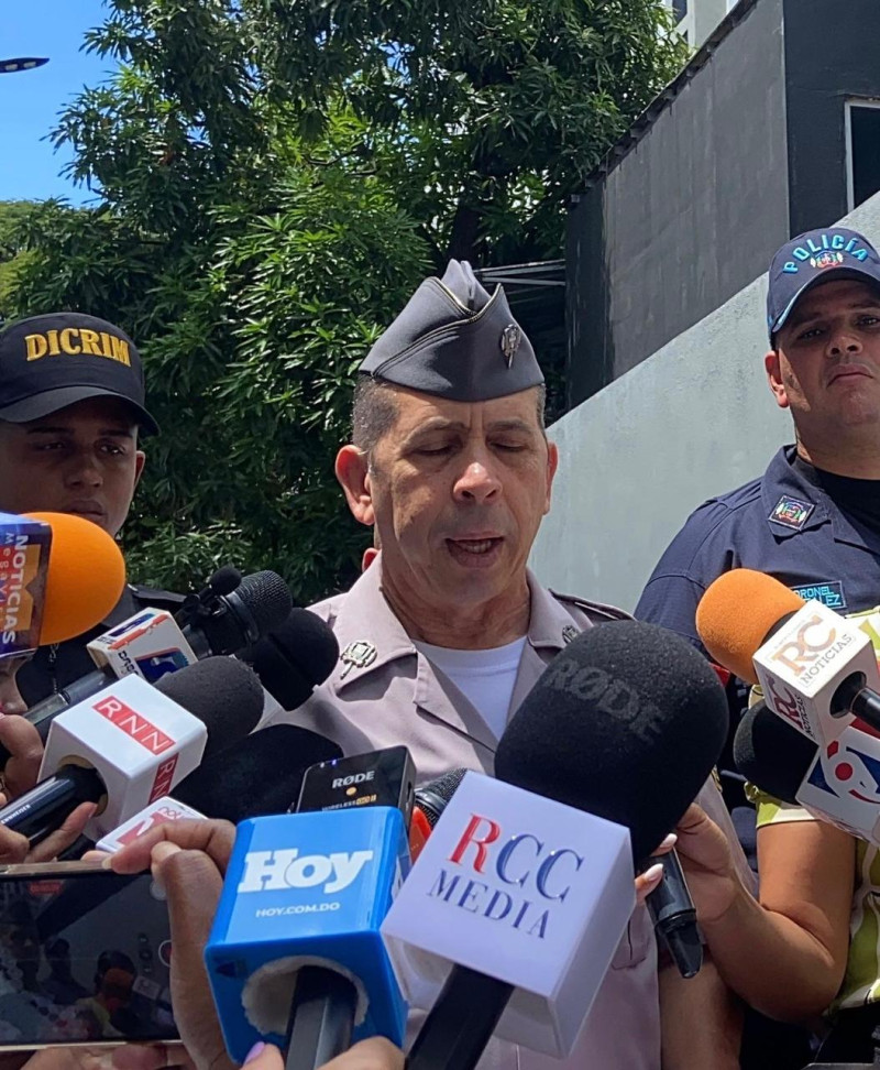 Vocero de la Policia Nacional, Diego Pesqueira emitiendo declaraciones sobre el suceso ocuurido en el restaurante MG Kitchen dejó un muerto y dos heridos.