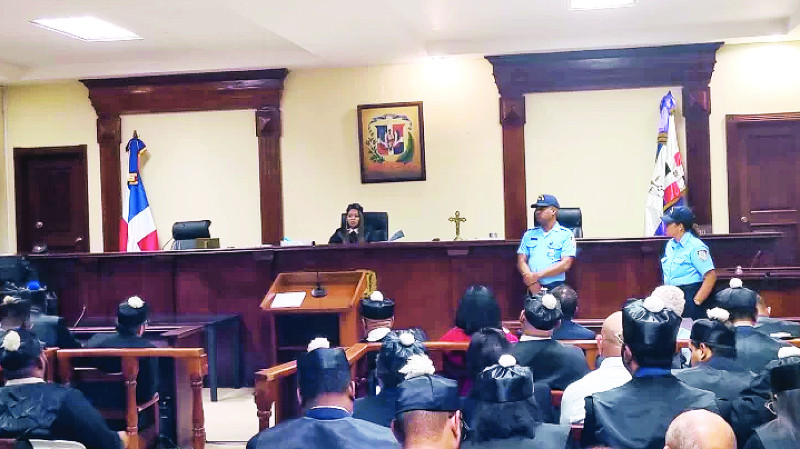 La jueza Altagracia Ramírez considera que los abogados de la parte querellantes no estaban debidamente representados por los poderes pertinentes.