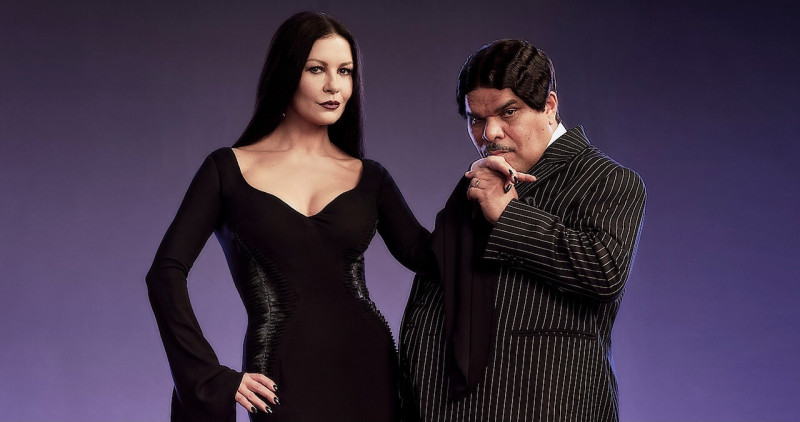 Catherine Zeta-Jones y Luis Guzmán.