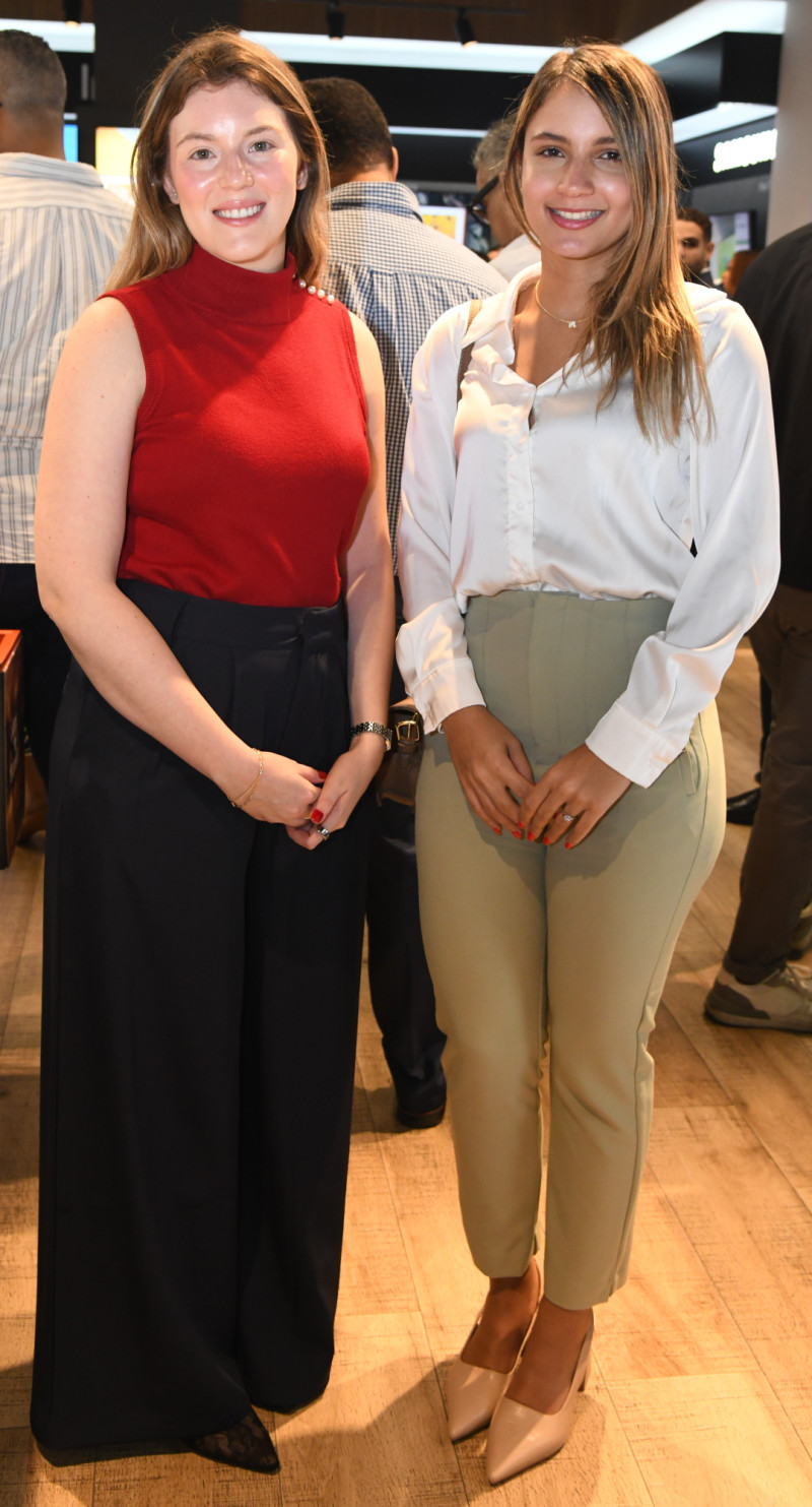 Gabriela Beltrán y María Ortiz.