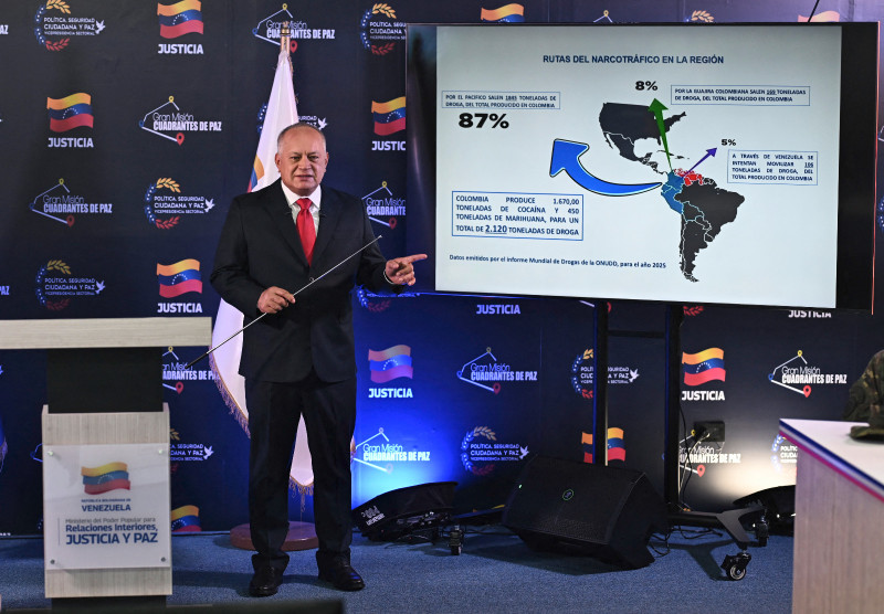 Venezuela moviliza su Armada ante despliegue militar de EEUU en el Caribe
