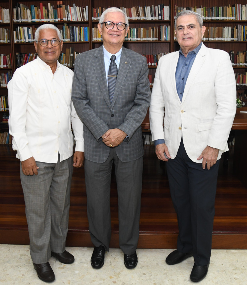 Héctor Luis Martínez,  José Chez Checo y Igor Bassa.