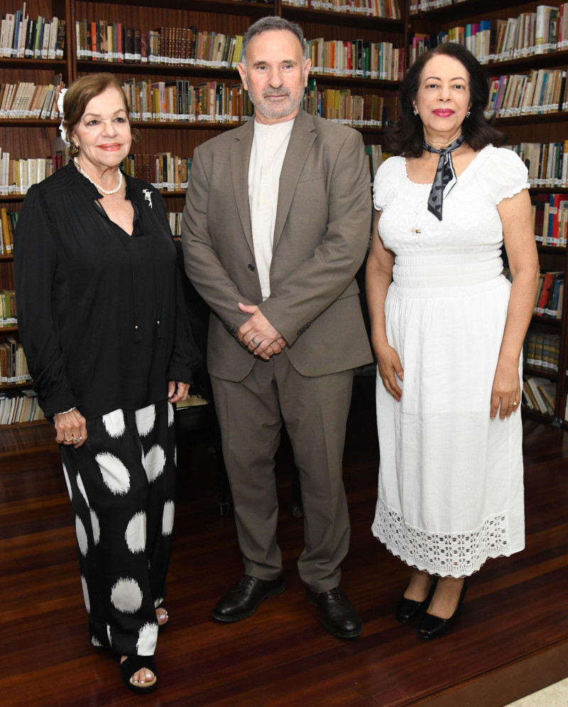 Josefina Miniño, Carlos Veitía  y Emilia Pereyra.
