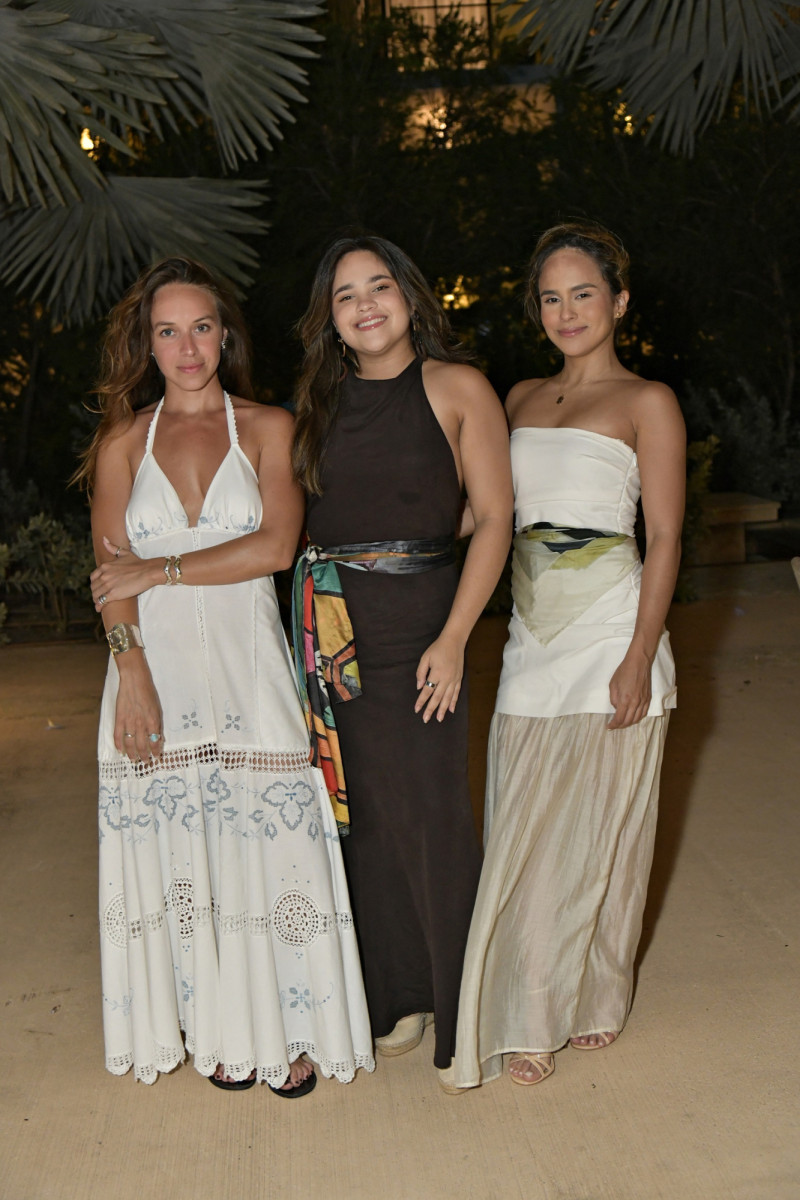 Nicole Cochón, Dhiara Hernández y Dhayra Hernández.