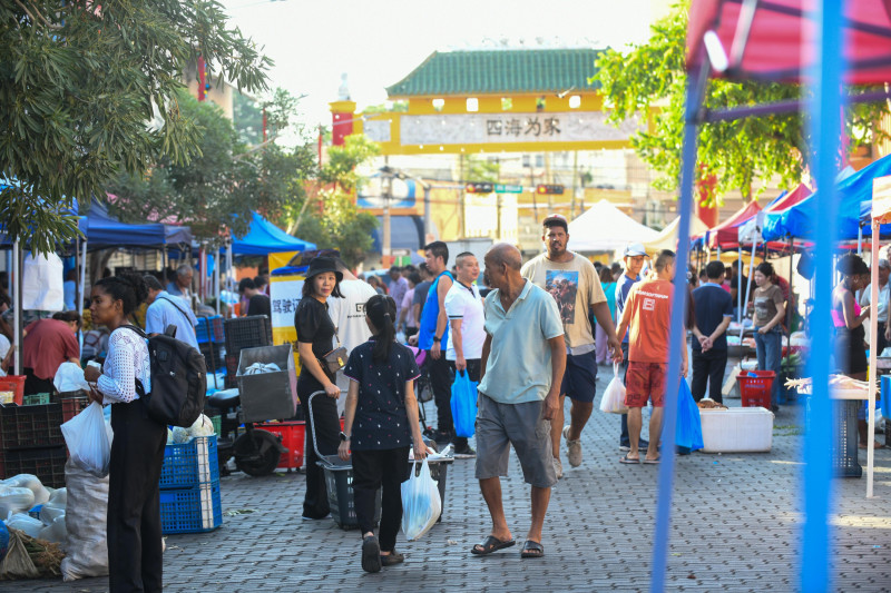 El Barrio Chino en la venta de los domingos