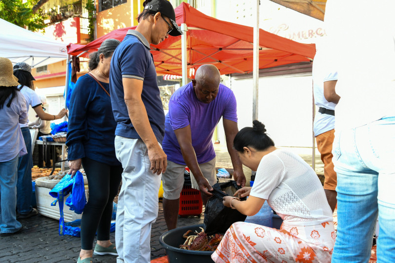 El Barrio Chino en la venta de los domingos