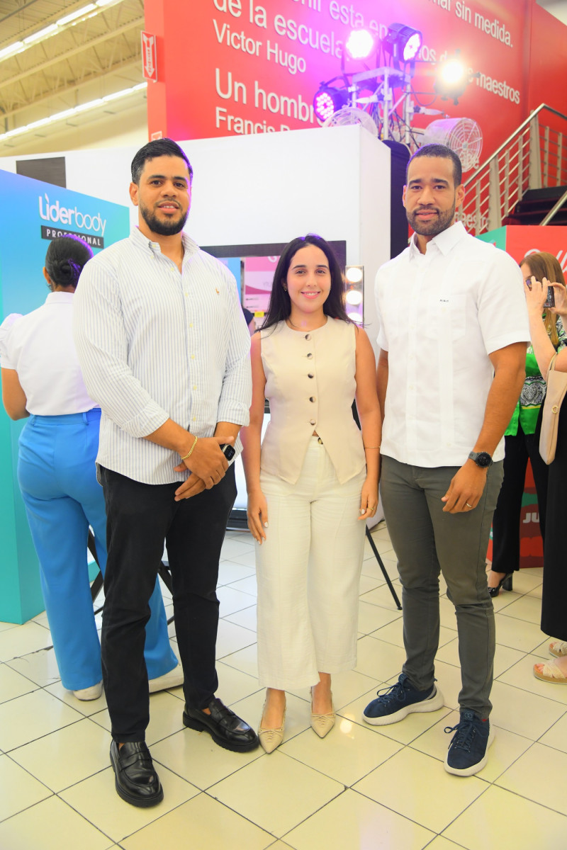 Eloran Almanzar, Perla de la Cruz y Miguel Reinoso.