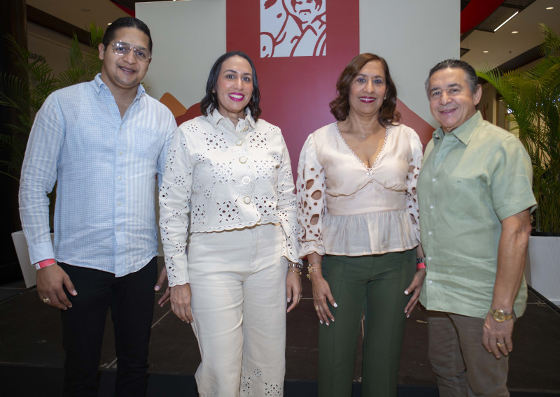 Kemil Concepción, Rubiana López, Ana García y José López.