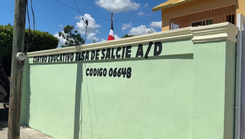 Fachada de la Escuela Elsa de Salcie.