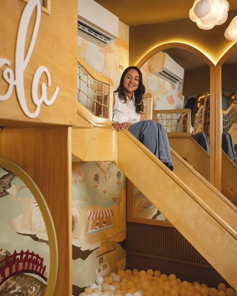 Bresairis Peralta, diseñadora de interiores y creadora de Rodea Mobiliario