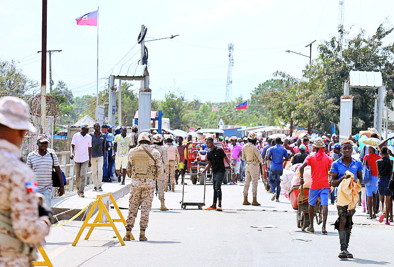 El comercio en la frontera se mantiene activo, pese a las acciones de la bandas armadas en Puerto Principe.