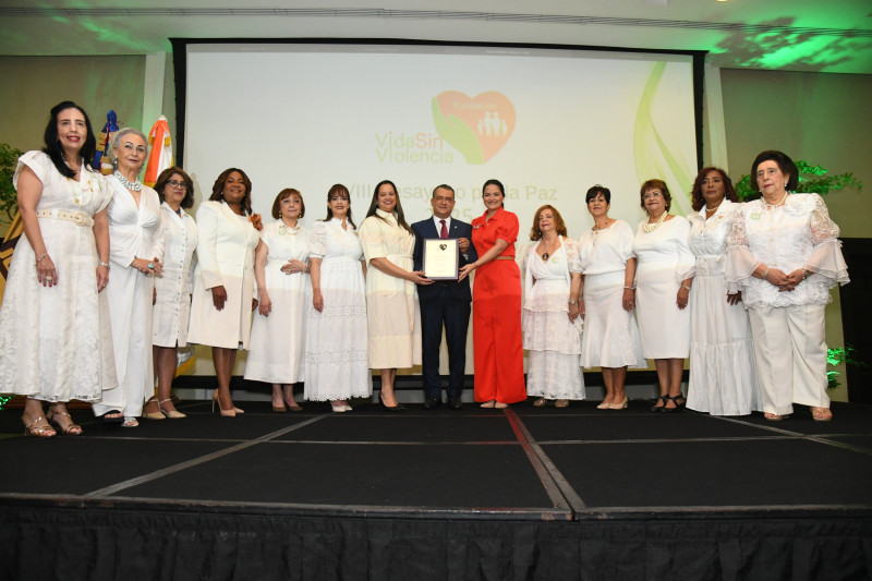 Reconocimiento al presidente de la Junta Central Electoral, Ramón Jáquez