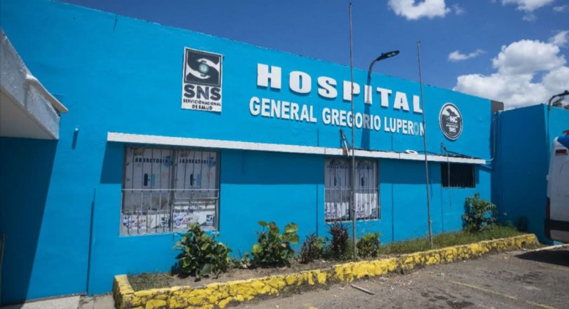 Fachada del Hospital municipal de Villa Montellano en Puerto Plata