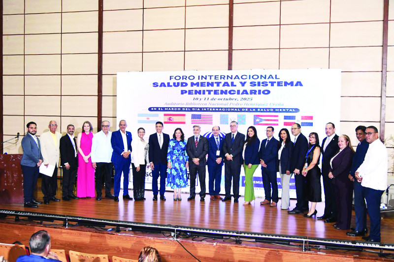 Expertos analizan en foro las condiciones de salud mental de los privados de libertad.