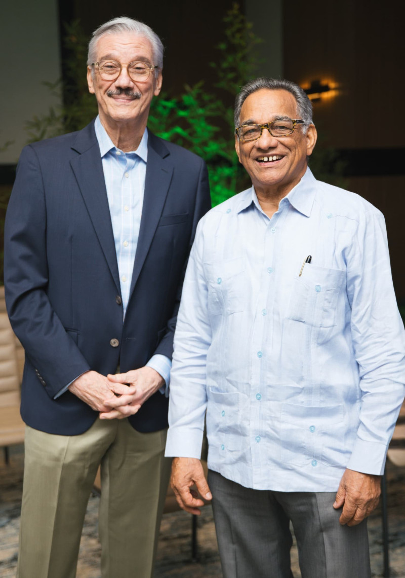 Manuel Sadhalá y Daniel Espinal.