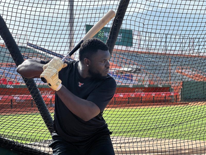 Jhonkensy Noel se reportó a los entrenamientos de los Toros del Este.