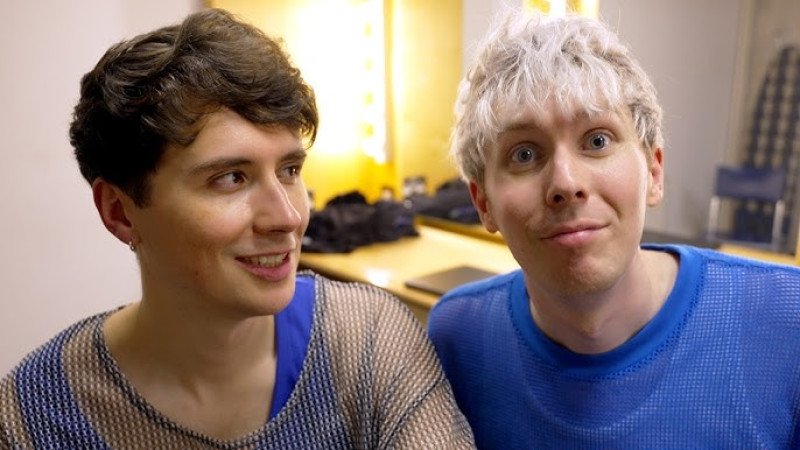 Los youTubers británicos Dan y Phil revelaron que están saliendo desde que se conocieron en 2009