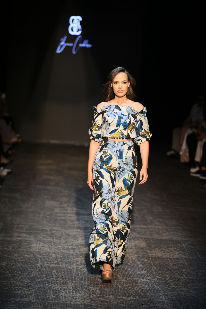 Bianna Candelario cautiva con su colección TERRA-Fall Winter 2025 en RD Fashion Week