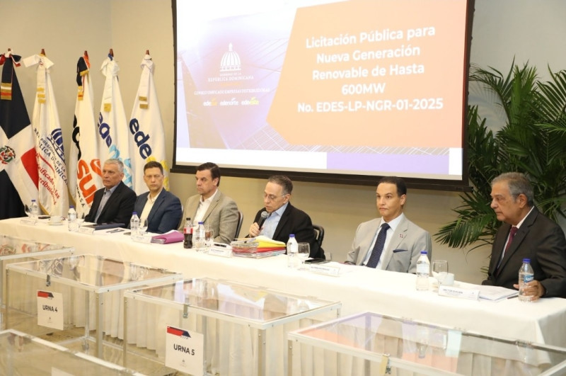 Celso Marranzini y ejecutivos.