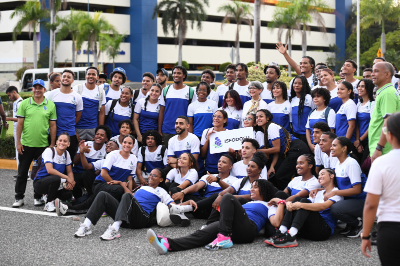 Deportistas del Instituto de Formación Docente Salomé Ureña.