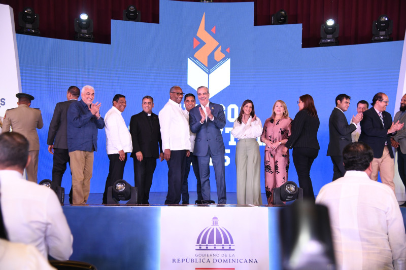 El presidente Abinader asistió en apoyo a la iniciativa.