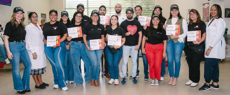 Colaboradores Cementos Pogreso y Hemocentro nacional.