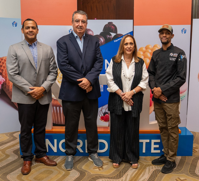 Frank Sánchez, Juan Carlos Méndez, Sandra Aponte y Jesús Joel Del Rosario.