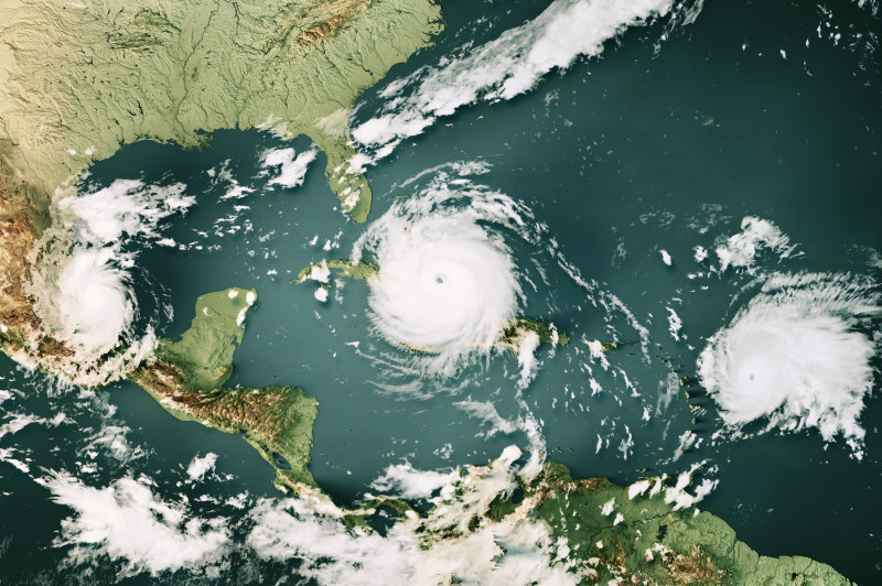 La temporada ciclónica en el Atlático se forma el primero de junio de cada año.Three Major Hurricanes on a single day: Hurricane Katia, Hurricane Irma and Hurricane Jose (from left to right).
All source data is in the public domain.
Cloud texture: Global Imagery Browse Services (GIBS) courtesy of NASA, VIIRS data courtesy of NOAA.
https://www.earthdata.nasa.gov/eosdis/science-system-description/eosdis-components/gibs
Color texture: Made with Natural Earth.
http://www.naturalearthdata.com/downloads/10m-raster-data/10m-cross-blend-hypso/
Relief texture: GMTED 2010 data courtesy of USGS. URL of source image:
https://topotools.cr.usgs.gov/gmted_viewer/viewer.htm
Water texture: SRTM Water Body SWDB: https://dds.cr.usgs.gov/srtm/version2_1/SWBD/