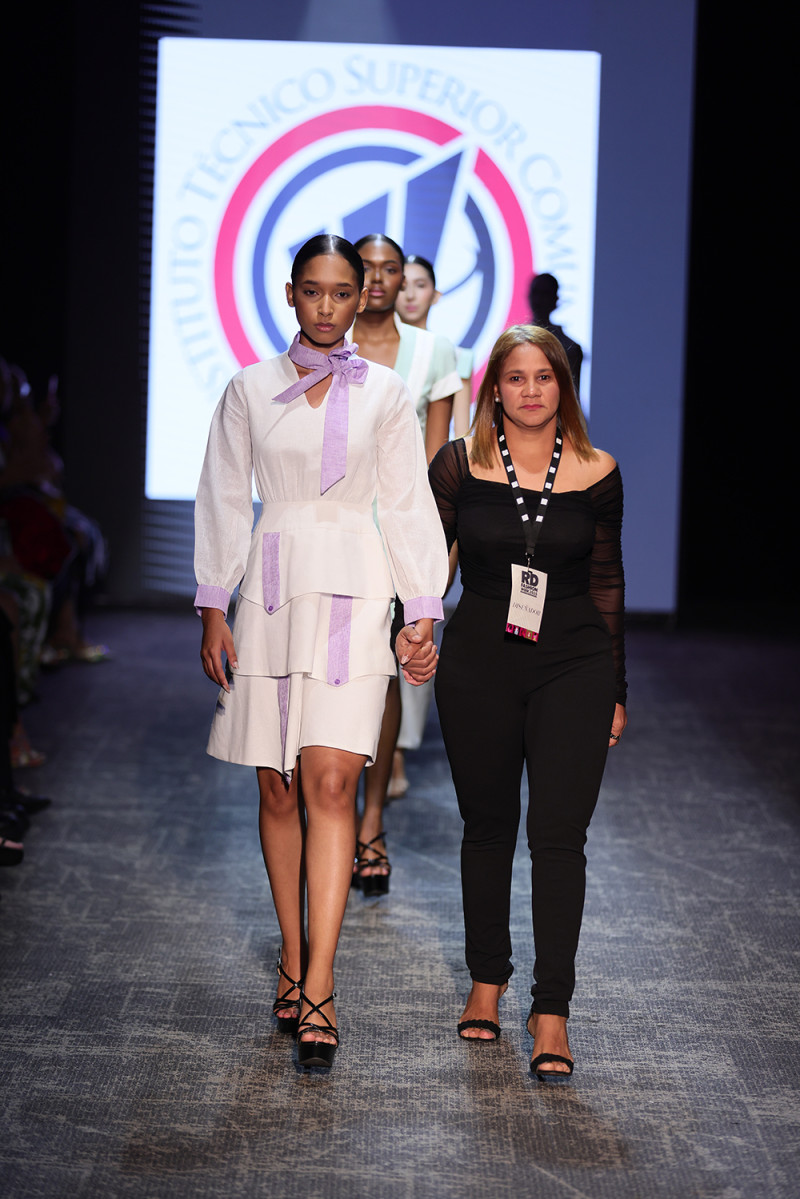El ITSC ilumina la pasarela del RD Fashion Week 2025 con innovación y raíces culturales