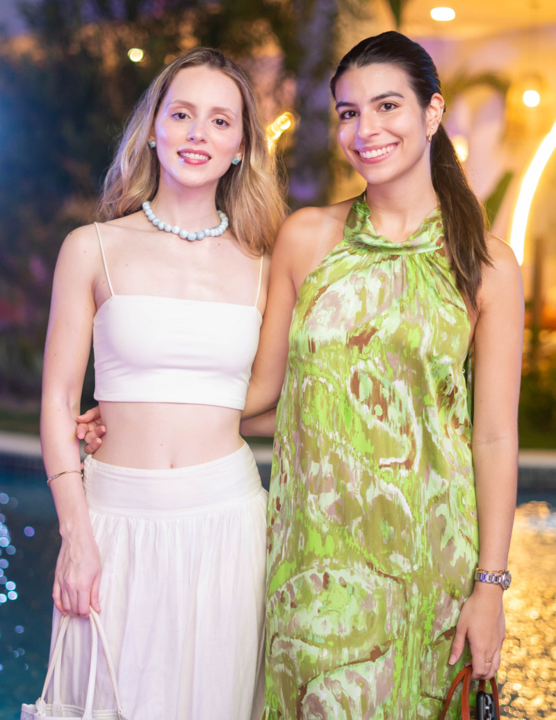 Ana Vásquez y Laura Lockward.