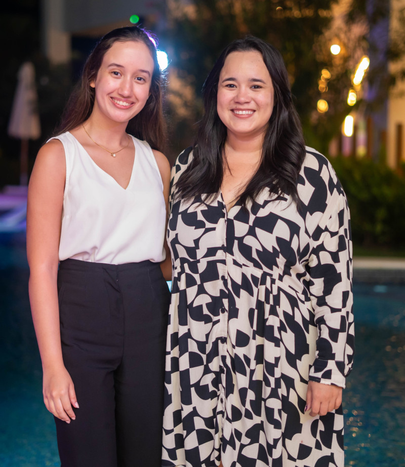 Isabel Pérez y Laura Correa.